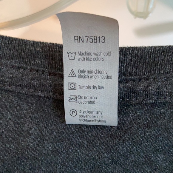 DRIPPING lips tee - Picture 6 of 6